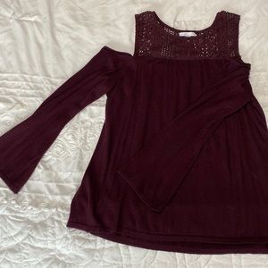 Shoulder cutout sweater